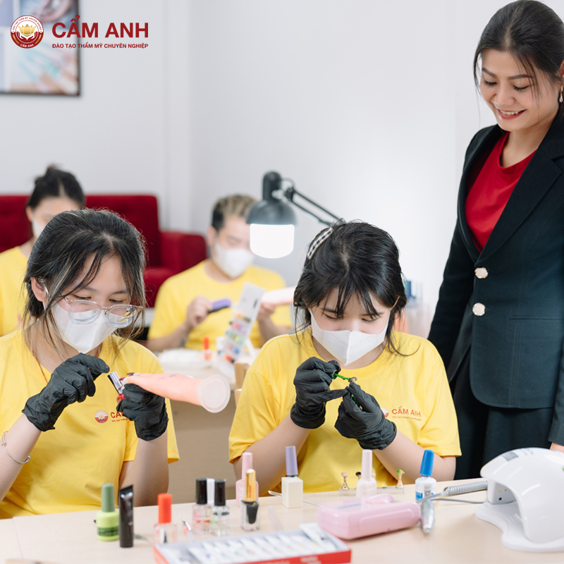 Khoá Chân Tay Nước, Vẽ Cơ Bản - Nâng Cao Phù Hợp Với Những Ai?