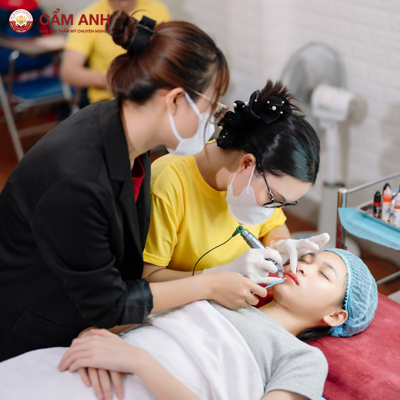 Khoá Đào Tạo Basic - Advanced Cosmetic Tattooing Phù Hợp Với Những Ai?